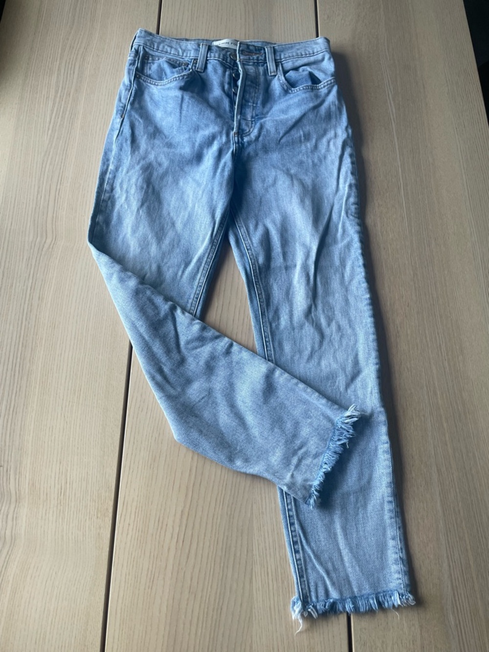 Denim Forum Yoko High Rise Slim Jeans size 27 Frayed Hem Aritzia jeans